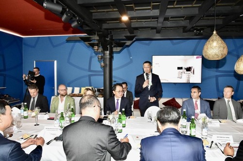 WEF 2022: Vietnam ist aktiver Partner der internationalen Gemeinschaft - ảnh 1