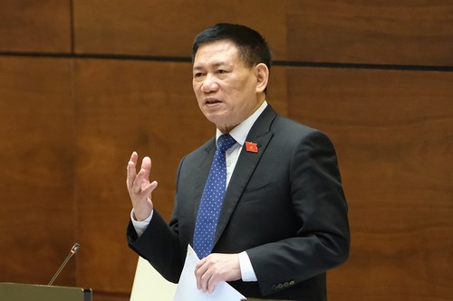 Fragestunde: Finanzminister Ho Duc Phoc beantwortet Frage nach Kontrolle der Inflation  - ảnh 1