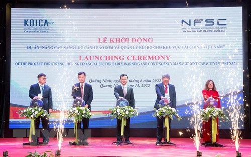 Start des Projekts zur Verbesserung der Frühwarnung und des Risikomanagements für Finanzsektor Vietnams - ảnh 1