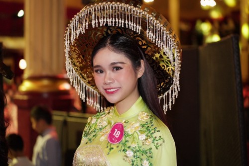 Miss Frühling 2023: Vietnamesische Schönheit in Europa ehren - ảnh 1