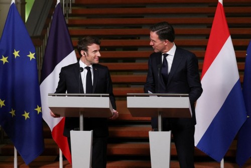 Frankreichs Präsident zu Staatsbesuch in Niederlanden - ảnh 1