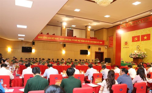 Konferenz zur Bewertung der Verwaltung der Partei und des Staates für Tay Nguyen - ảnh 1