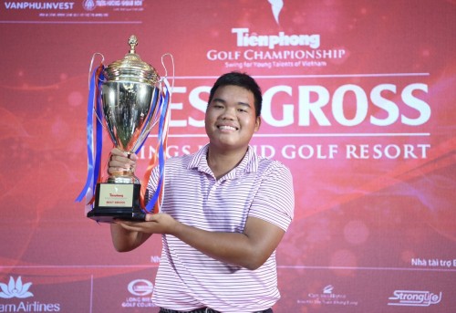 16-jähriger Golfer gewinnt Meistertitel bei Tien Phong Golf Championship 2023 - ảnh 1