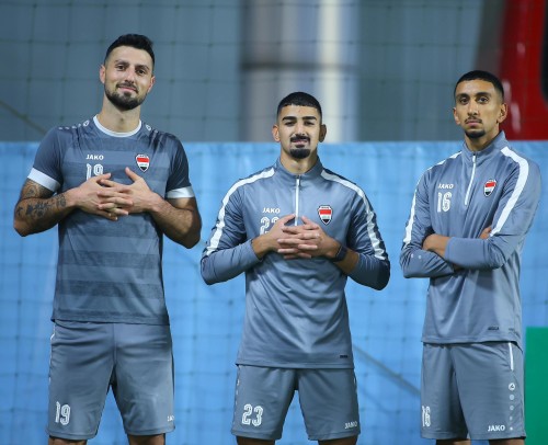 Irakische Fußballmannschaft kommt nach Vietnam mit zehn in Europa spielenden Fußballern - ảnh 1