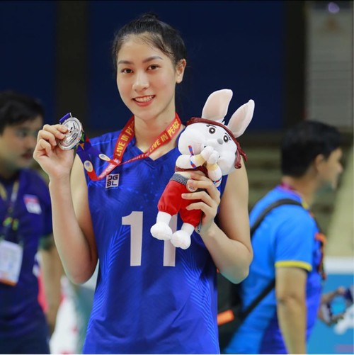 Zwei vietnamesische Volleyballspielerinnen spielen für thailändischen Klub - ảnh 1
