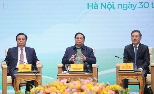 Premierminister Pham Minh Chinh führt Dialog mit Bauern - ảnh 1