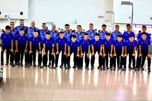 Vietnams Futsal-Mannschaft nimmt am Futsal-Asienmeisterschaft in Thailand teil - ảnh 1