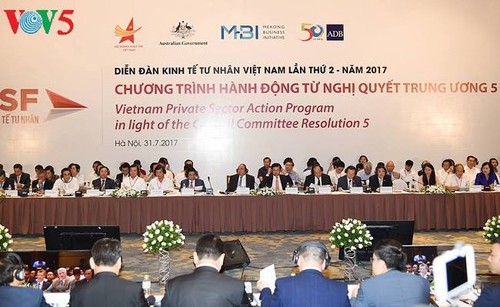 Private sector urged to contribute at least 50% of GDP - ảnh 1