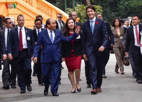 Vietnam boosts cooperation with Canada, Chile - ảnh 1