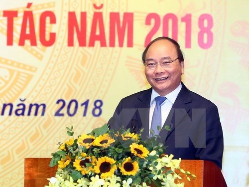 Vietnam’s GDP beyond 6.81% in 2017: PM  - ảnh 1