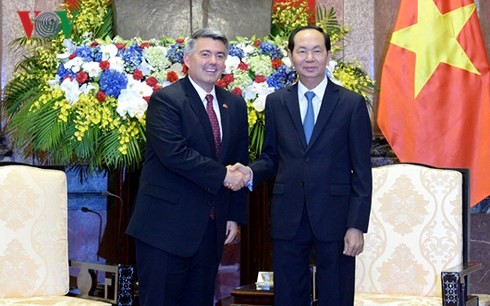 Vietnam values comprehensive partnership with US: President - ảnh 1