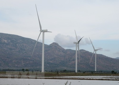 Quang Tri province approves more wind, solar power projects - ảnh 1