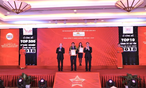 Vietnam Airlines rated among top 10 best firms in 2018 - ảnh 1