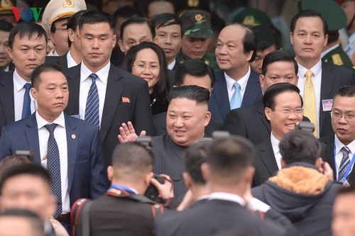 DPRK Chairman Kim Jong-un arrives in Vietnam - ảnh 1