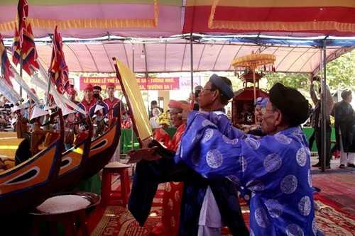 Ly Son island’s ritual commemorates ancient Hoang Sa soldiers - ảnh 1