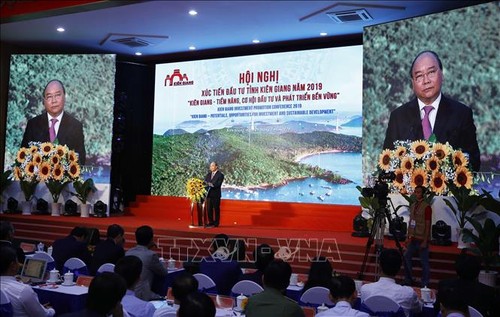Phu Quoc island should become world-class tourism hub: PM - ảnh 1