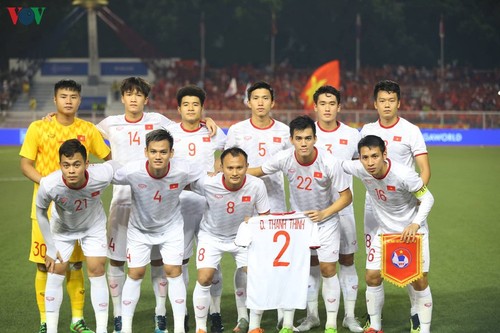 Vietnam win first ever SEA Games gold in men’s football - ảnh 10
