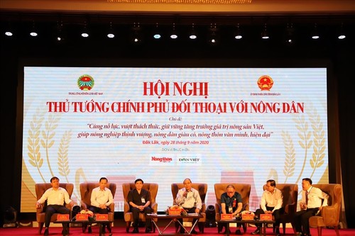 Agriculture provides a mainstay for the nation during COVID-19: PM - ảnh 1