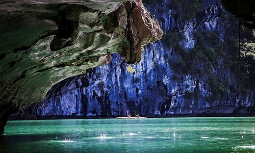 Vietnam wins award as Asia's leading tourist destination  ​ - ảnh 1
