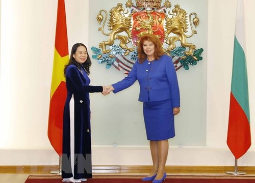 Vice President meets Bulgarian leaders - ảnh 1