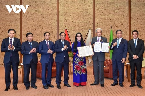 PM calls for more Japanese investment in Vietnam - ảnh 1