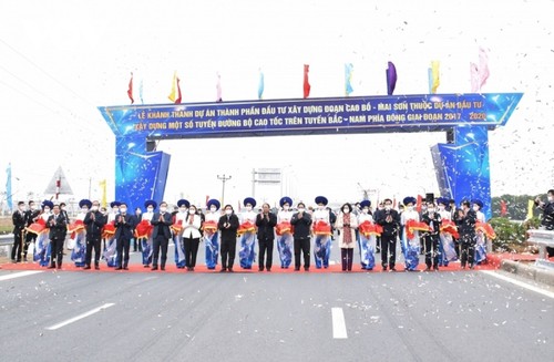 Cao Bo-Mai Son expressway section inaugurated   - ảnh 1