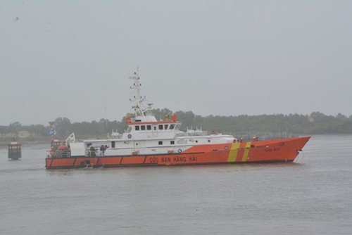 Nine saved, two died in ship accident offshore Vung Tau - ảnh 1
