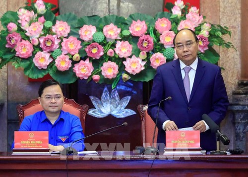 President underlines Vietnam’s policy of paying special attention to young talents - ảnh 1