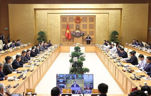 PM holds dialogue with RoK businesses, associations - ảnh 1