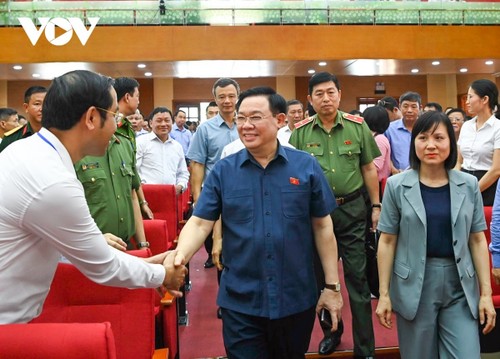 Vietnam persists with set growth targets: Top legislator - ảnh 1