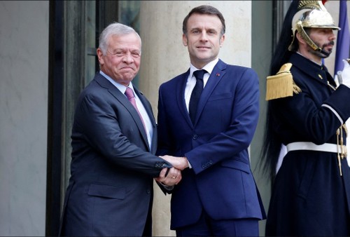 France's Macron opens door to recognizing Palestinian state - ảnh 1