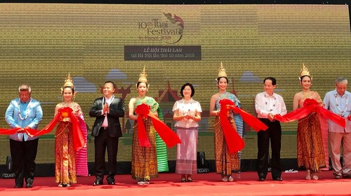 สีสันงาน” 10 th Thai Festival in Hanoi 2018” - ảnh 1
