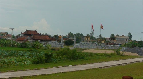 วิหาร Khuc Thua Du โบราณสถานแห่งชาติในผืนดินนิงห์ยาง - ảnh 1