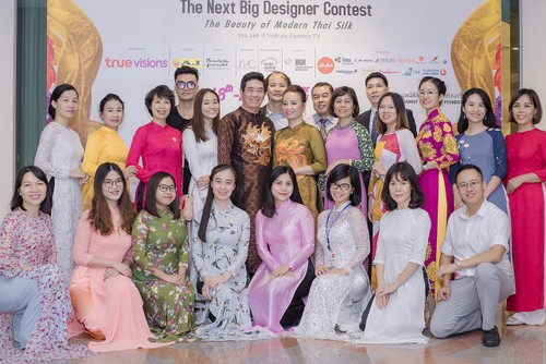 แนะนำชุดประจำชาติเวียดนามในงานมหกรรมผ้าไหม 2562 ไหมไทยสู่เส้นทางโลก ครั้งที่ 9 - ảnh 13