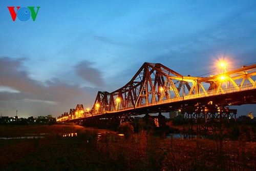 สะพาน Long Biên นิมิตหมายแห่งกาลเวลาในกรุงฮานอย - ảnh 3