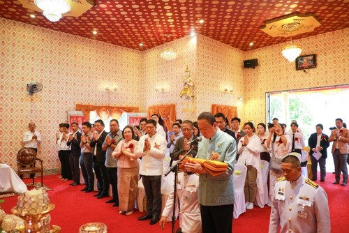 สมาคมมิตรภาพไทย-เวียดนามถวายผ้าพระกฐินพระราชทาน ที่ประเทศเวียดนามประจำปี 2023  - ảnh 3