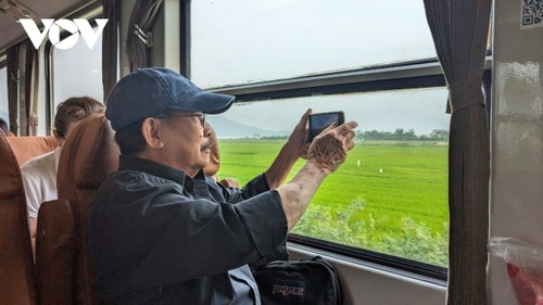 การนั่งรถไฟเก็บประสบการณ์ใหม่กับเส้นทางรถไฟที่มีวิวสวยที่สุดของเวียดนาม - ảnh 2
