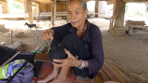 Brocade weaving of Ede ethnic minorities - ảnh 2