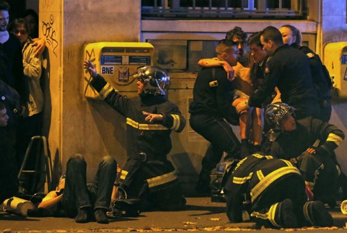 149 killed in Paris attacks  - ảnh 2