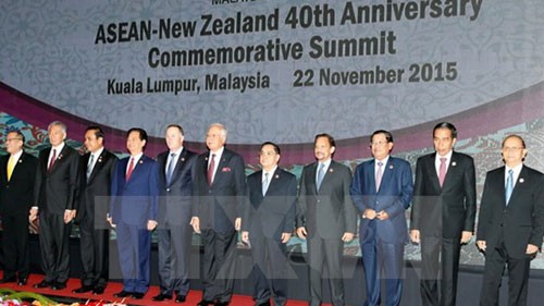 PM at ASEAN-New Zealand, East Asia Summits - ảnh 1