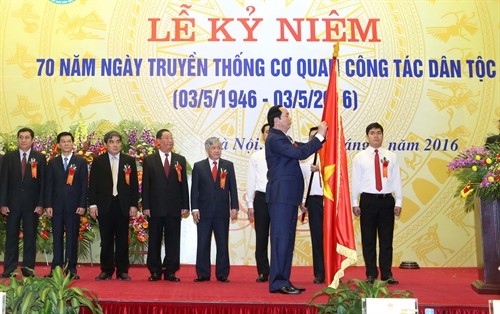 Government Committee for Ethnic Minority Affairs marks 70th anniversary - ảnh 1