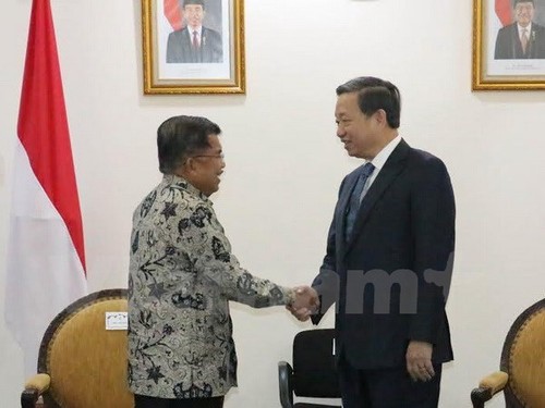 Minister of Public Security visits Indonesia to boost cooperation - ảnh 1