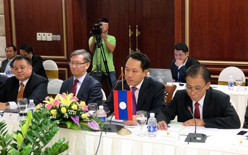 越南和老挝建设和平、稳定、合作的边界线 - ảnh 1