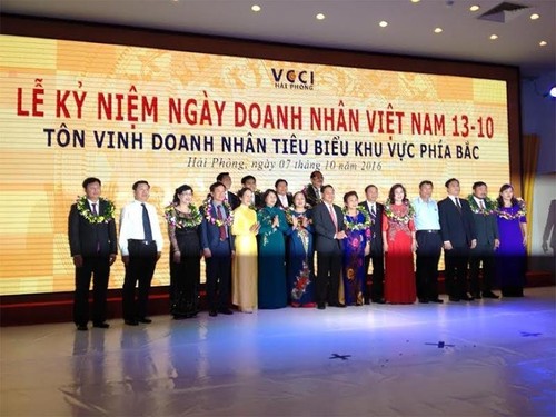 越南企业界同党和国家一道保障社会民生 - ảnh 1