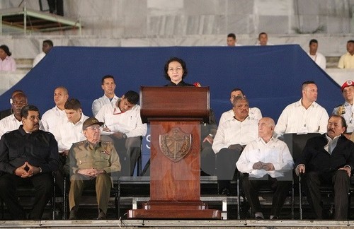 阮氏金银出席古巴领袖菲德尔·卡斯特罗悼念仪式 - ảnh 1