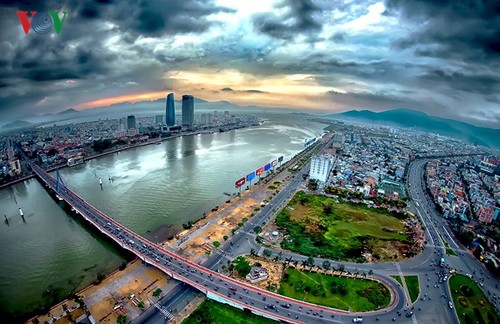 在国家工业化现代化时期建设与发展岘港市 - ảnh 1