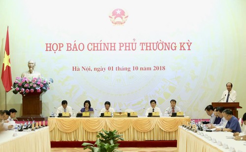 越南政府2018年9月例行记者会举行 - ảnh 1