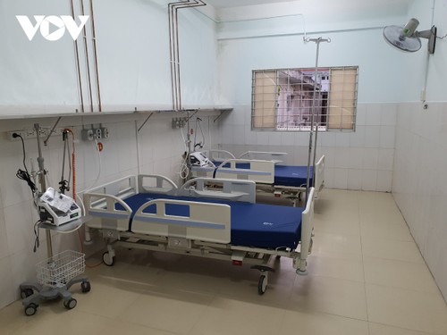  越南卫生部将设在永隆省的新冠肺炎重症监护中心投入运行 - ảnh 1
