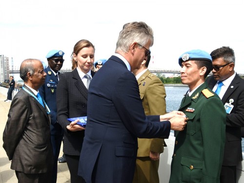 联合国向越南人民军军官颁发联合国勋章 - ảnh 1
