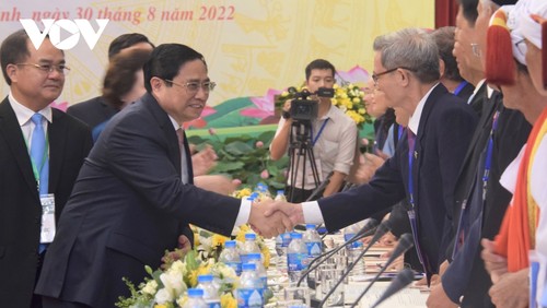 越南政府总理范明政：宗教永远伴随着民族和国家 - ảnh 1